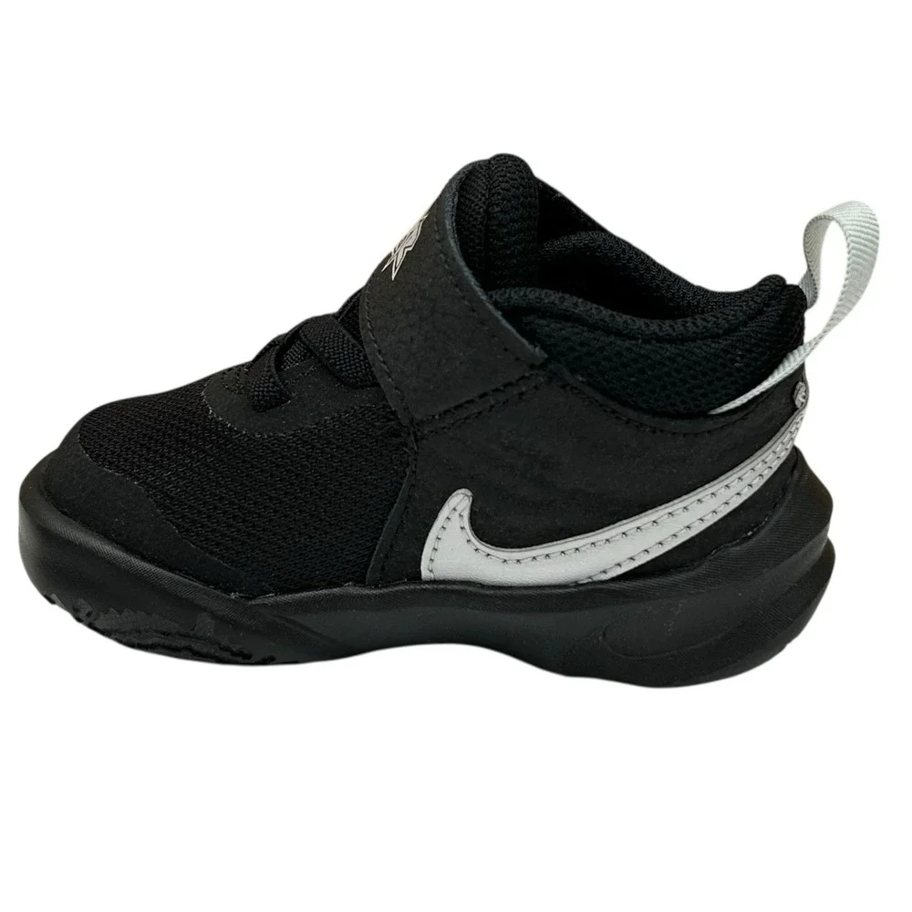 Nike Team Hustle D Baby‎ Infant Boys Slip-on Sneakers Size 5 Black-Gray